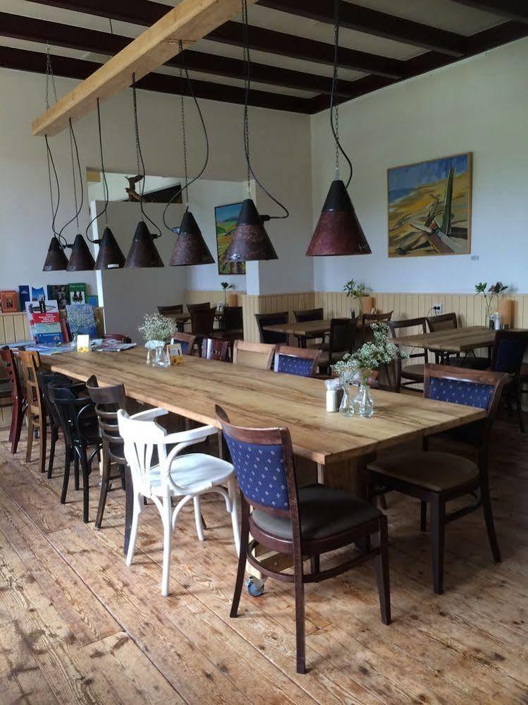Hotel Restaurant 'De Oorsprong' Sint Nicolaasga Bagian luar foto