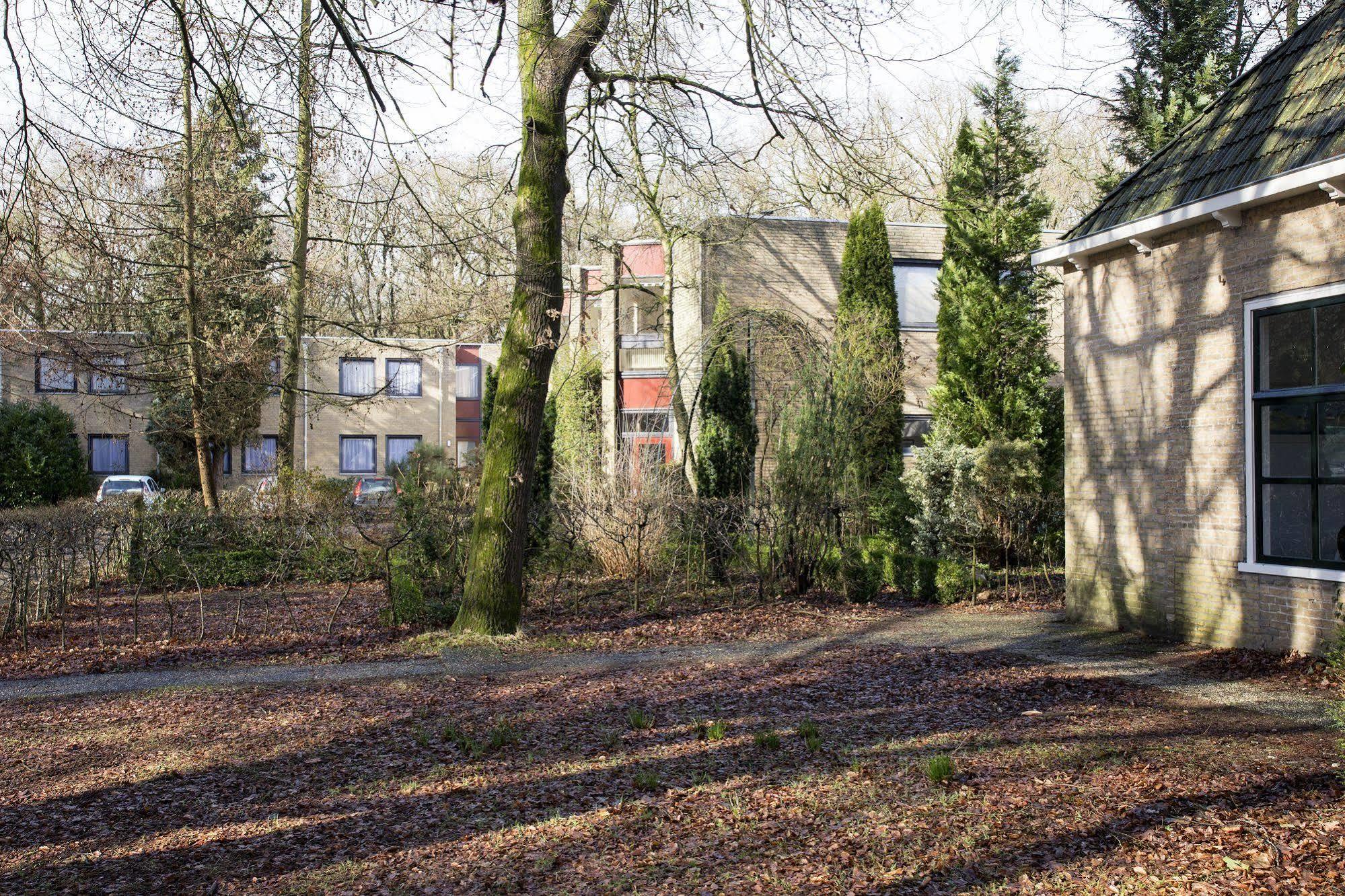 Hotel Restaurant 'De Oorsprong' Sint Nicolaasga Bagian luar foto